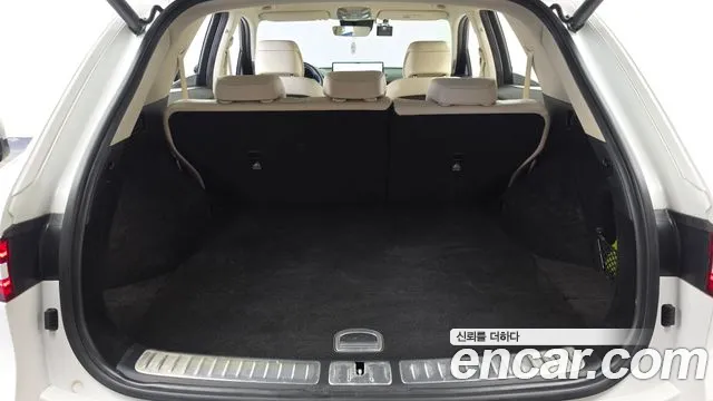 Genesis GV70 — Фото автомобиля 26