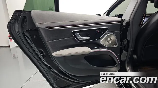 Mercedes-Benz EQS — Фото автомобиля 22