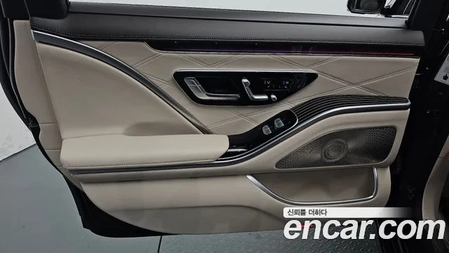 Mercedes-Benz S-Class — Фото автомобиля 17
