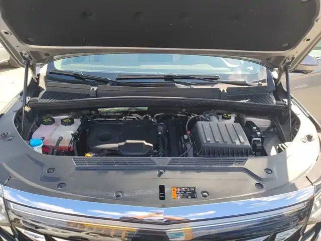 Roewe iMAX8 — Фото автомобиля 19