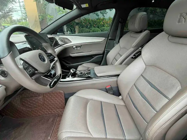 BYD Han — Фото автомобиля 5
