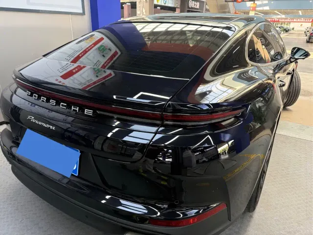 Porsche Panamera — Фото автомобиля 16