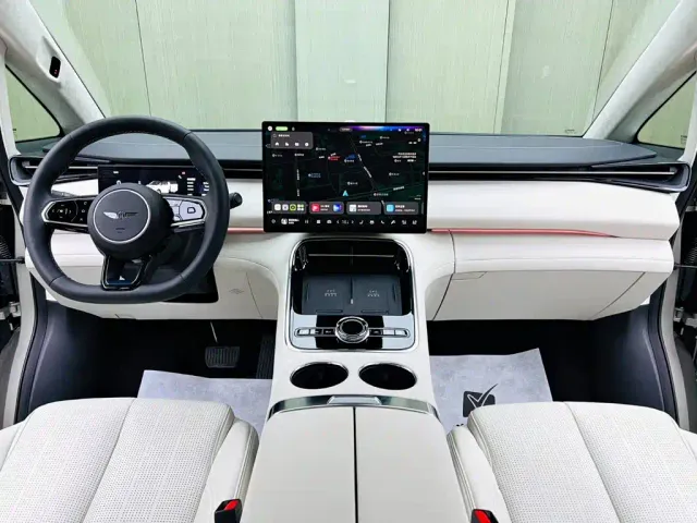 Geely Galaxy V900 — Фото автомобиля 9