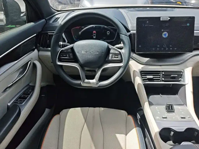 BYD Song PLUS — Фото автомобиля 6