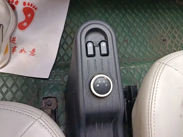Wuling Hongguang Mini EV — Фото автомобиля 13
