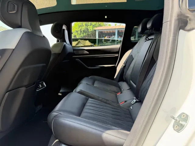 Hozon Nezha S Shooting Brake — Фото автомобиля 7