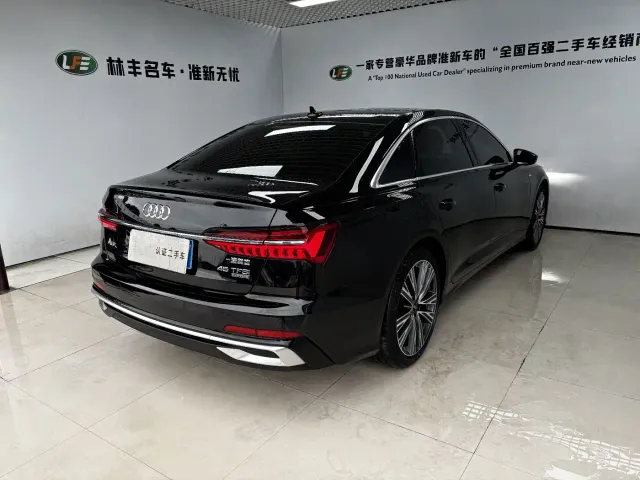 Audi A6L — Фото автомобиля 4