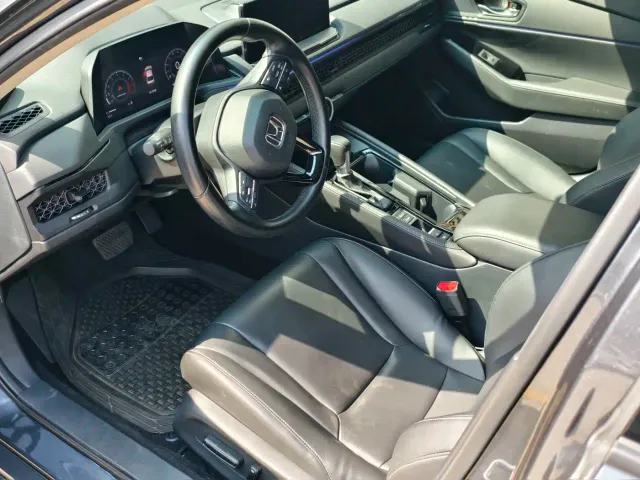 Honda Accord — Фото автомобиля 9