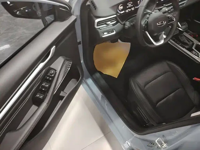 Geely Emgrand — Фото автомобиля 15
