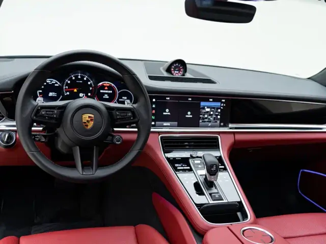 Porsche Panamera — Фото автомобиля 14