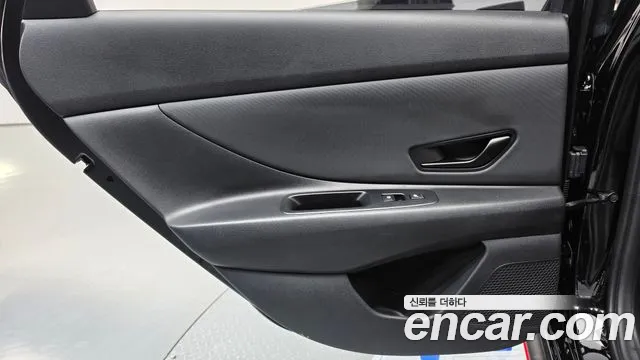 Hyundai Avante CN7 — Фото автомобиля 14