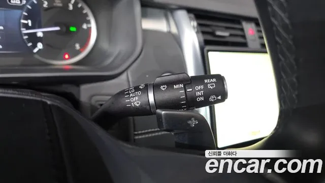 Land Rover Discovery — Фото автомобиля 24