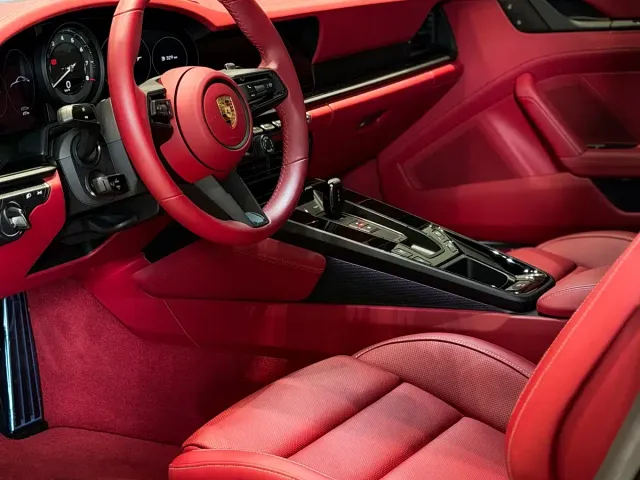 Porsche 911 — Фото автомобиля 13