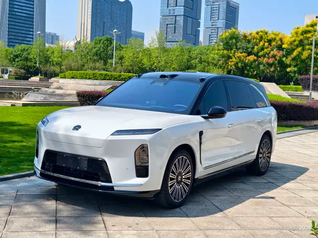 Фотография автомобиля — Nio ES8