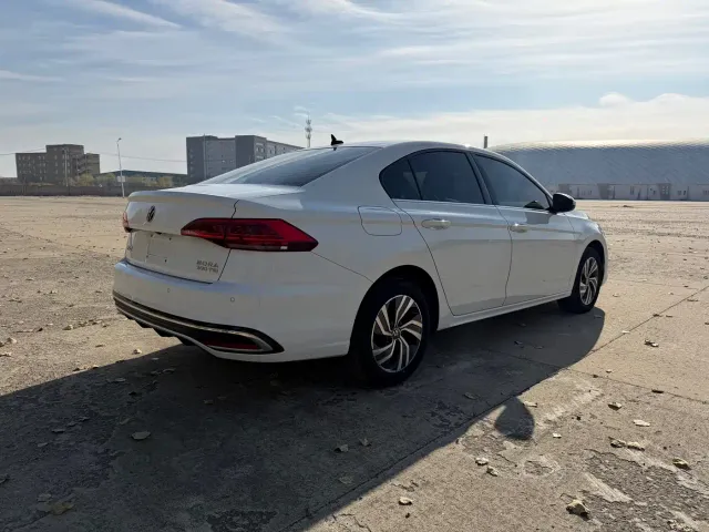 Volkswagen Bora — Фото автомобиля 16