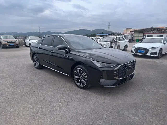 Chery Arrizo 8 PRO — Фото автомобиля 3