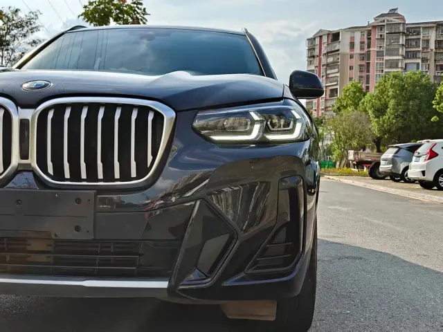 BMW X3 — Фото автомобиля 16