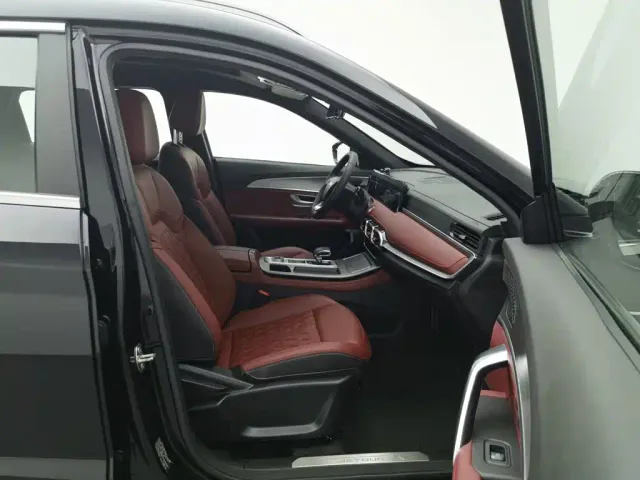 Jetour X70 Plus — Фото автомобиля 23