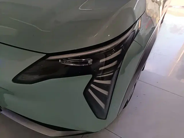 GAC Aion Y — Фото автомобиля 23