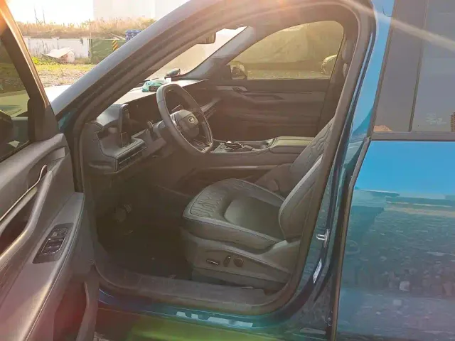 Ford Edge — Фото автомобиля 9