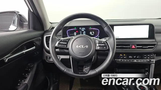 Kia Seltos New — Фото автомобиля 12