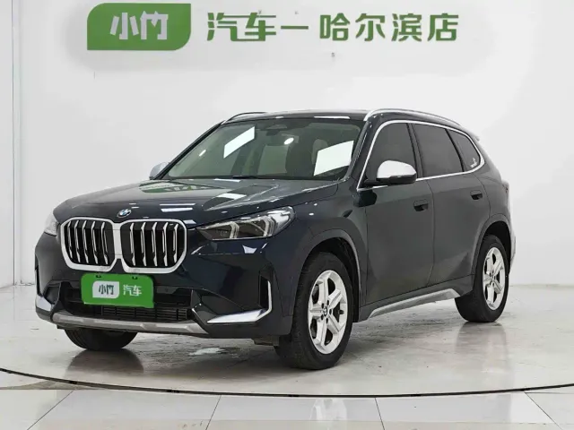 Фотография автомобиля — BMW X1