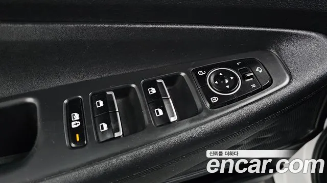Hyundai Santa Fe — Фото автомобиля 29