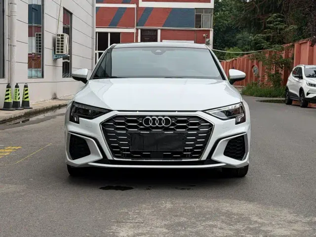 Audi A3 — Фото автомобиля 3