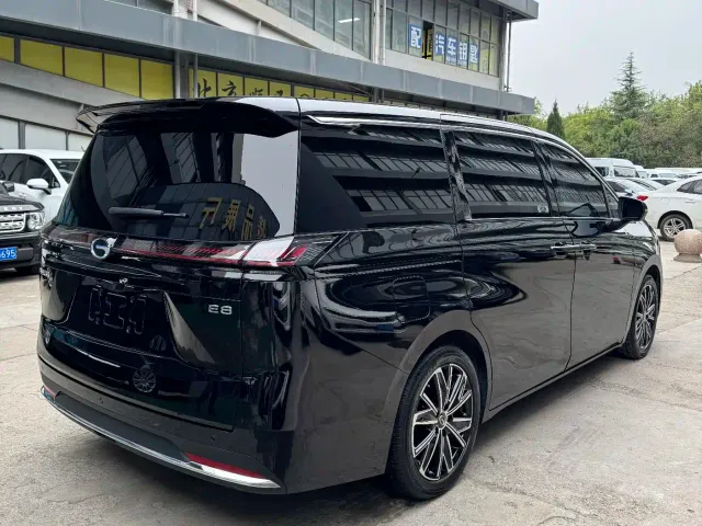 GAC Trumpchi E8 — Фото автомобиля 9