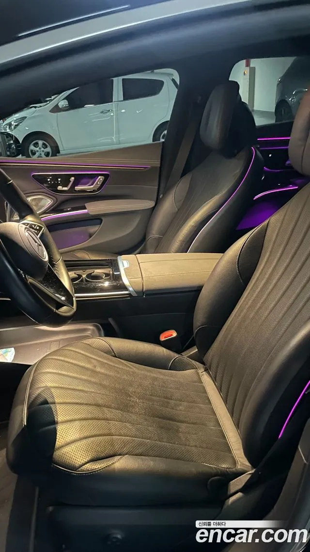 Mercedes-Benz EQS — Фото автомобиля 12