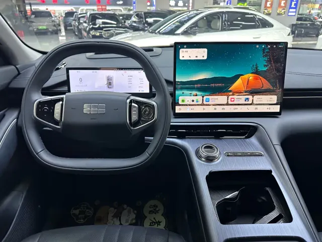 Geely Galaxy E5 — Фото автомобиля 11