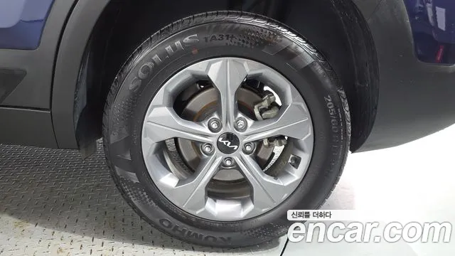 Kia Seltos — Фото автомобиля 6