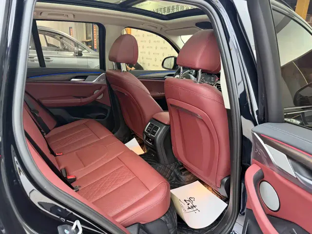 BMW X3 — Фото автомобиля 13