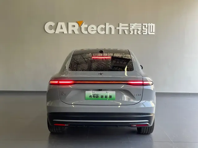 Nio EC6 — Фото автомобиля 5
