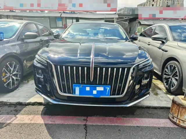 Hongqi H5 — Фото автомобиля 2