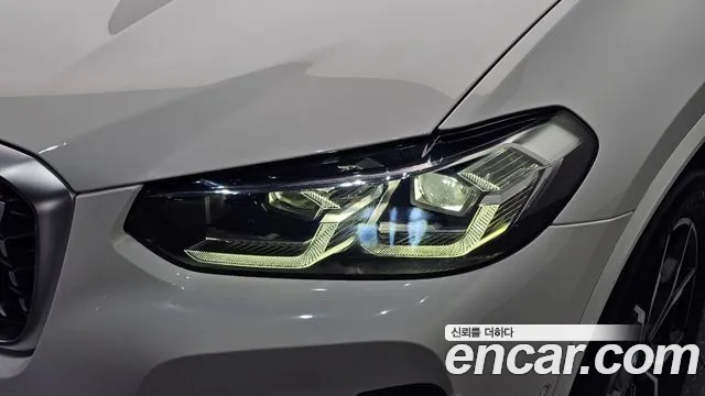 BMW X4 xDrive20i M Sport — Фото автомобиля 18