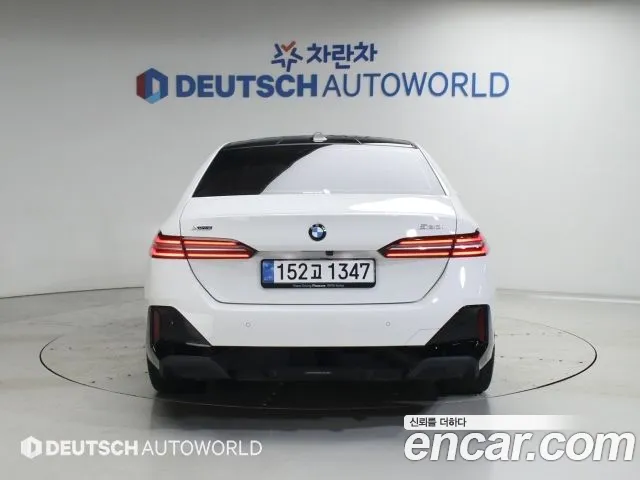 BMW 5-Series 5 серия (G60) 530i xDrive M Sport — Фото автомобиля 4