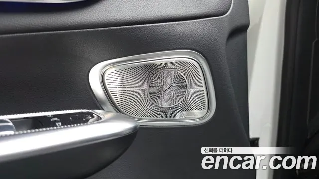 Mercedes-Benz GLC-Class — Фото автомобиля 23