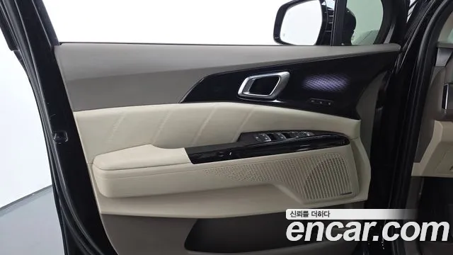 Kia Canival Carnival 4 поколение Бензин 9 мест Hi-Limousine — Фото автомобиля 21