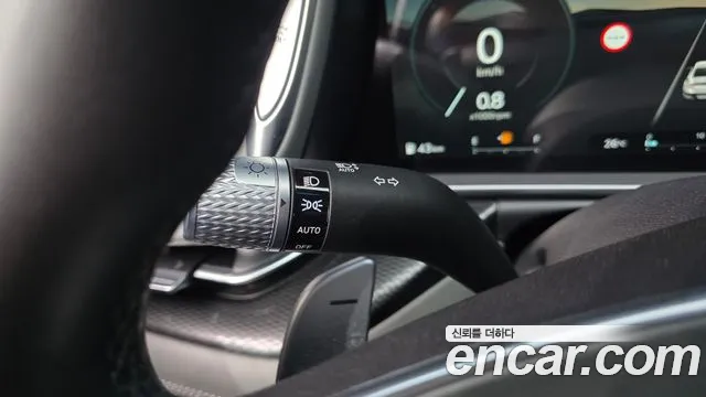 Genesis G90 Бензин 3.5 турбо AWD — Фото автомобиля 21