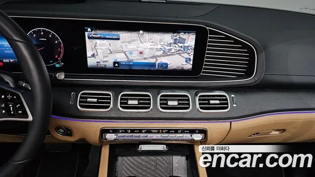 Mercedes-Benz GLE-Class — Фото автомобиля 13