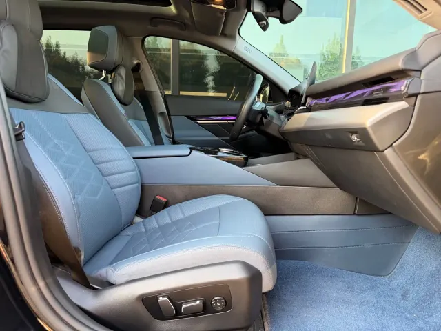 BMW i5 — Фото автомобиля 23