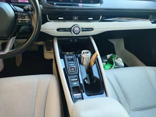 Honda Inspire Hybrid — Фото автомобиля 9