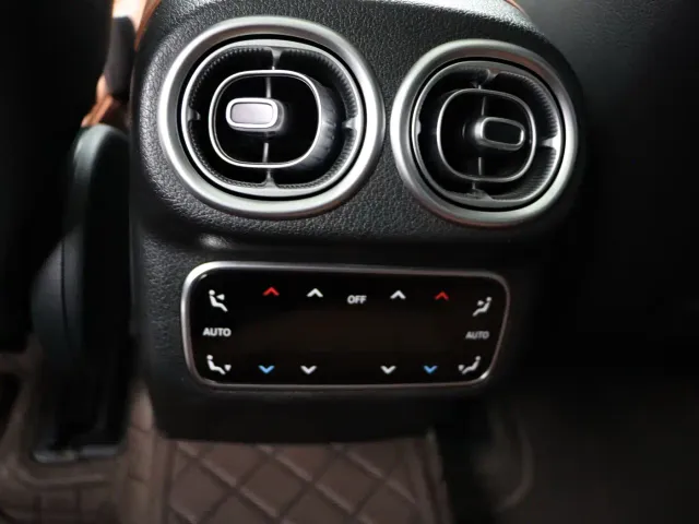 Mercedes-Benz GLC-Class — Фото автомобиля 12