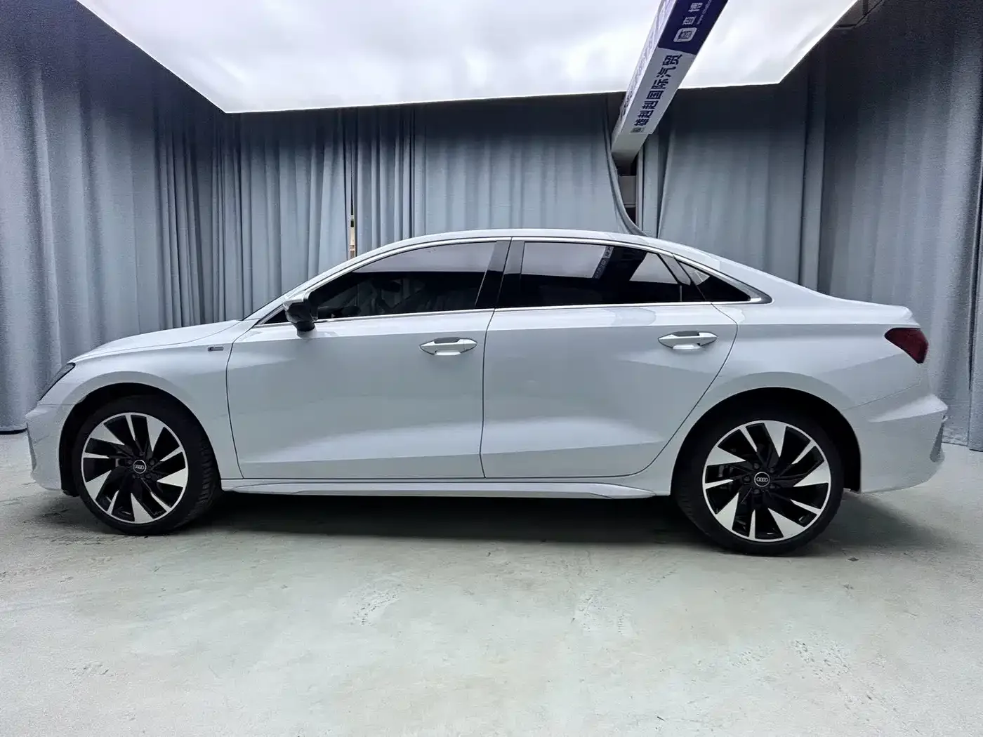 Audi Audi A3 2023 A3L Limousine 35 TFSI Fashion Sport — Фото автомобиля 4