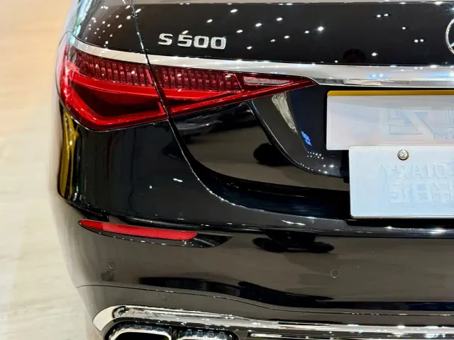 Mercedes-Benz S-Class — Фото автомобиля 8