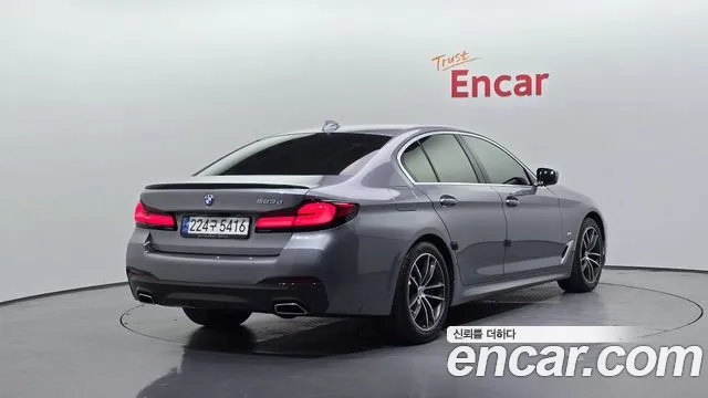 BMW 5-Series 5 серия (G30) 523d M Sport — Фото автомобиля 2