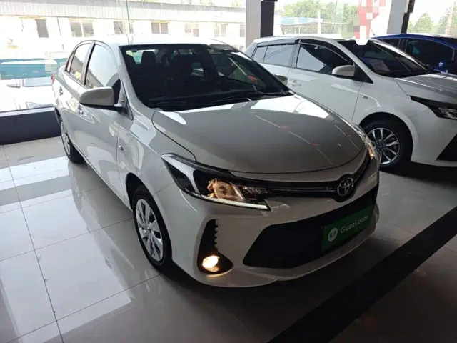 Toyota Vios — Фото автомобиля 3