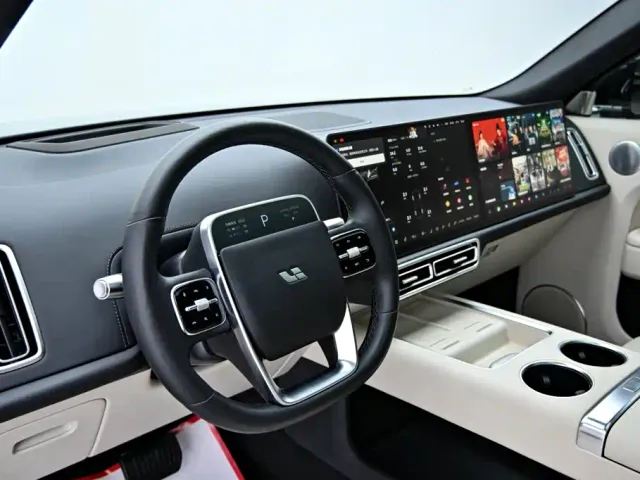 Li Auto L9 — Фото автомобиля 16