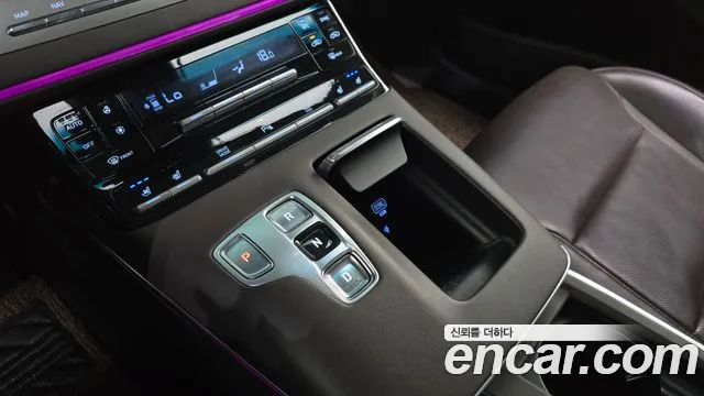 Hyundai Grandeur Новый Grandeur IG 3.0 LPi (Для проката) — Фото автомобиля 9